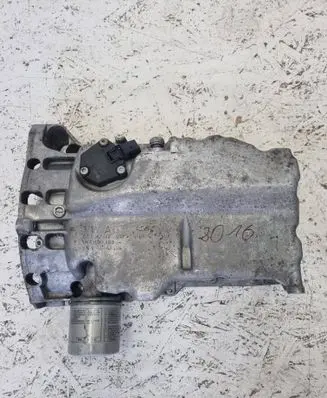 Volkswagen Golf VII Oil sump 04E103603
