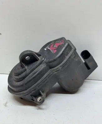 Audi Q7 4M Rear brake caliper 32355763 32355763C