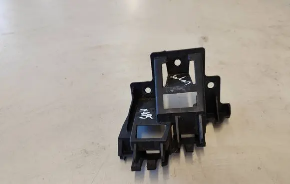 Volkswagen Jetta VI Rear bumper mounting bracket 5C6807393A