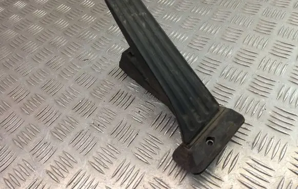BMW 5 F10 F11 Accelerator throttle pedal 6858574 25916010 2204130182A