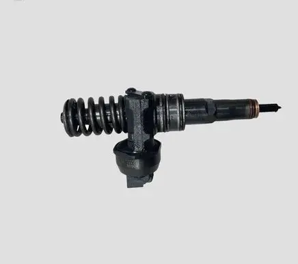 Volkswagen Touareg I Fuel injector 0986441523 070130073NX