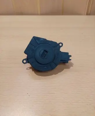 Volvo V50 Ignition lock 30768035