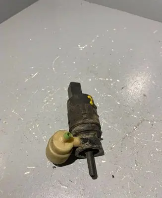 Audi A6 S6 C6 4F Windscreen/windshield washer pump 1T0955651A