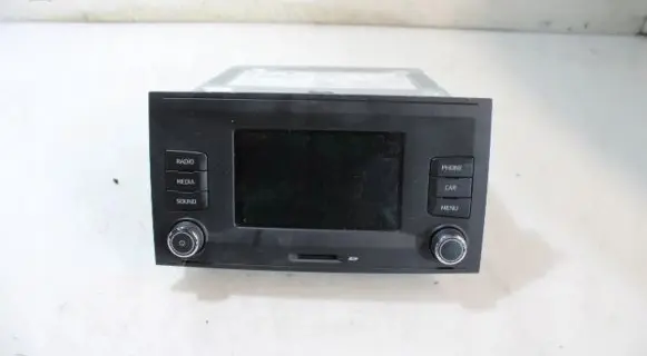 Seat Ibiza IV (6J,6P) Radio/GPS head unit trim 