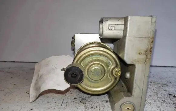 Suzuki Grand Vitara I ABS Pump D211701F00010629