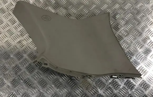 Toyota Auris 150 (C) pillar trim 6247002100B0 6247002110B