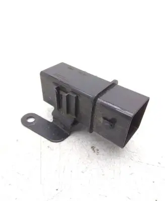 KIA Optima Glow plug pre-heat relay 368302A170