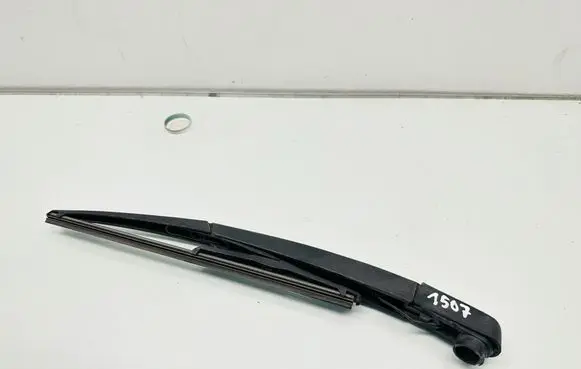 Mercedes-Benz GLK (X204) Rear wiper blade arm 