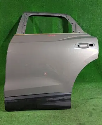 Audi Q3 F3 Rear door 