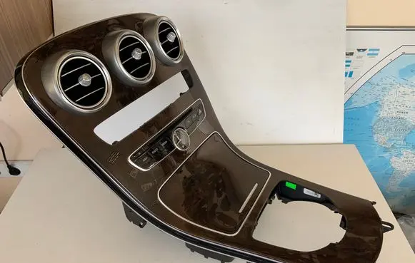 Mercedes-Benz C W205 Center console A2056805607 A2056807510 A2138272000