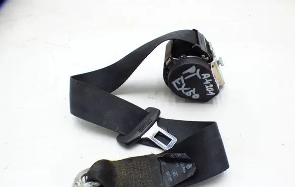 Seat Exeo (3R) Rear seatbelt 3R0857805 047157 057157