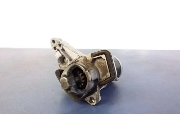 Nissan Qashqai Starter motor 233000557R