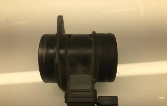 Audi A3 S3 8P Mass air flow meter 03L906461