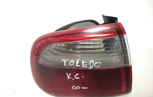 Seat Toledo II (1M) Rear/tail lights 1M5945095B