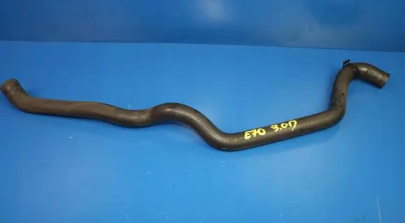 BMW X5 E70 Engine coolant pipe/hose