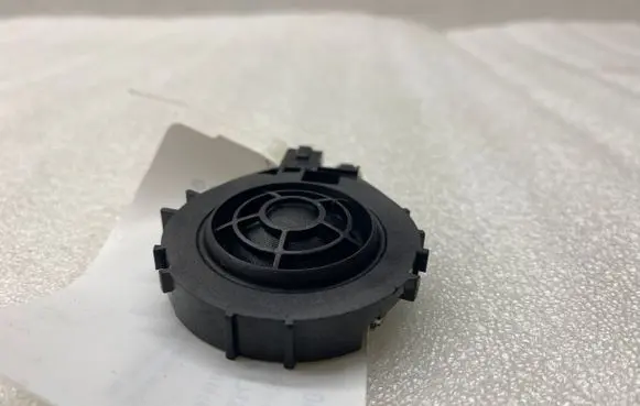 Audi A3 S3 8V Front door speaker 8V0035399