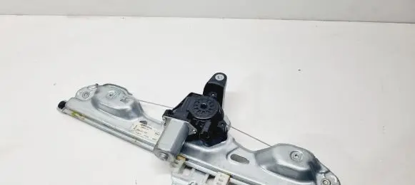 Nissan Pulsar Rear door window regulator with motor 827013ZL0A