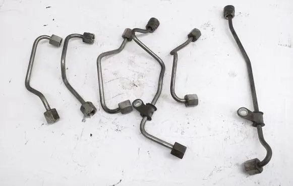Honda CR-V Fuel injector supply line/pipe 