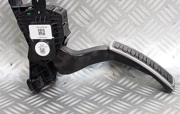 Ford Ranger Accelerator throttle pedal JB3C-9F836-BD