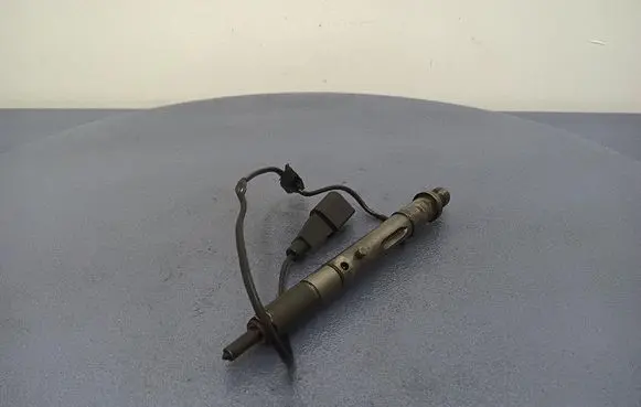 Audi A4 S4 B6 8E 8H Fuel injector 059130202F