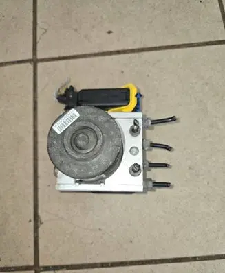 Peugeot 206 ABS Pump 9641871180 10020700024 00207000212933012