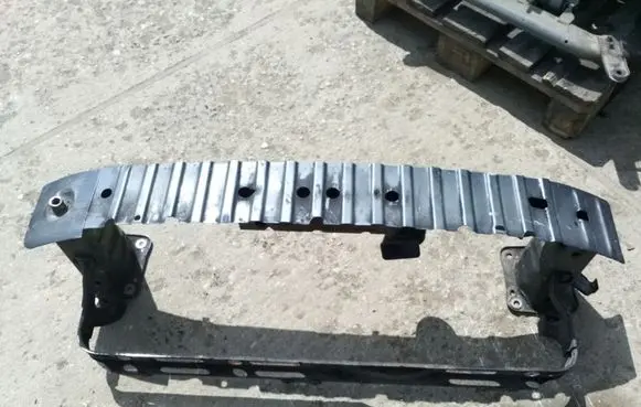 Ford Focus Front bumper cross member