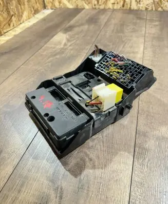 Renault Scenic I Fuse box set 8200029342B S108502610