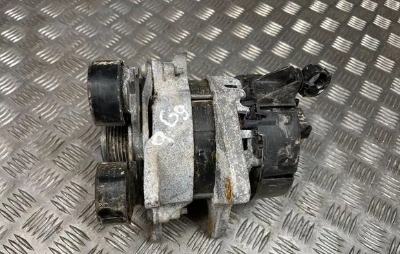 Renault Captur II Generator/alternator 2310A1749R