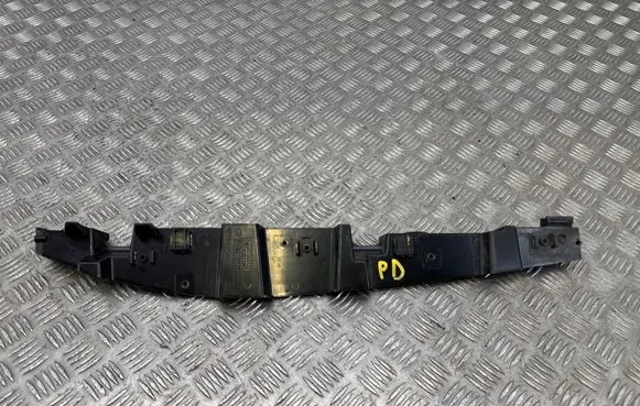 BMW i3 Fender mounting bracket 7299184