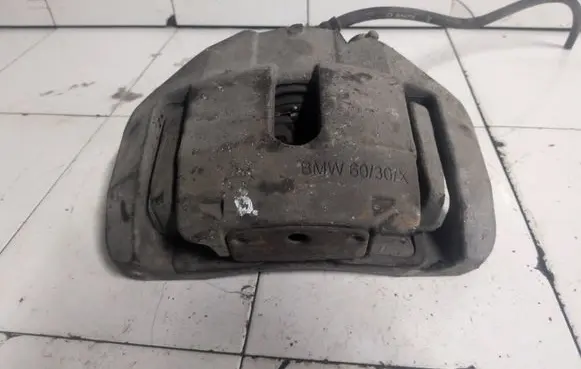 BMW 5 E60 E61 Front brake caliper BMW6030X