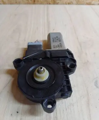 Fiat Croma Rear door window regulator motor 5000469 3F4442C 1060175