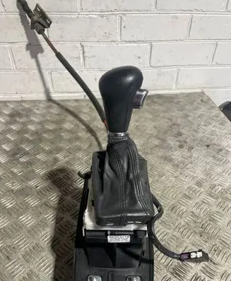 Audi A6 Allroad C6 Gear shifter/selector 4F2713041T 40036003050409