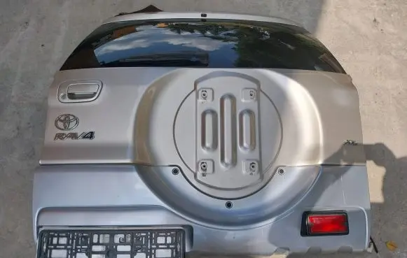 Toyota RAV 4 (XA20) Tailgate/trunk/boot lid