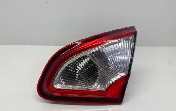 Nissan Qashqai Tailgate rear/tail lights B26550BR01A 89503209