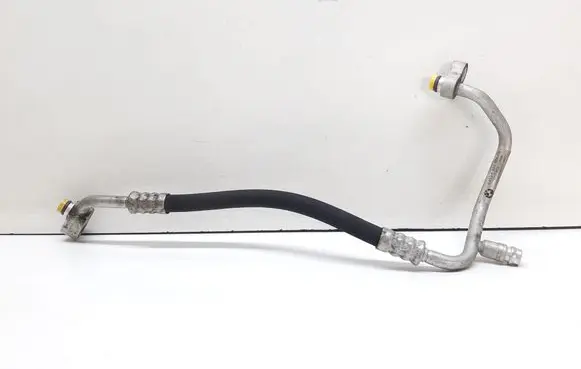 Air conditioning (A/C) pipe/hose