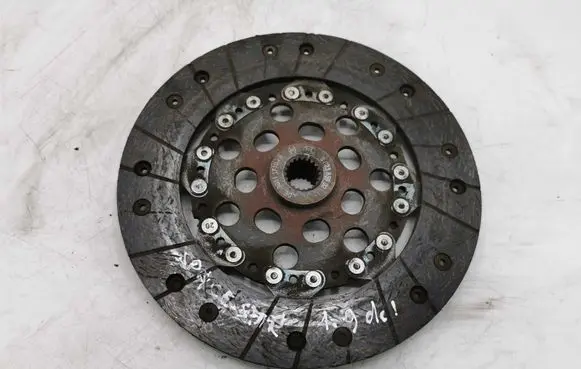Mitsubishi Space Star Clutch pressure plate 30611710R 302385902