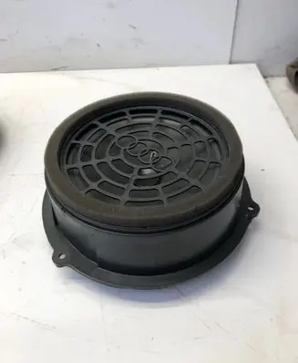 Audi A5 Sportback 8TA Rear door speaker 8K0035411A 01603878 C74375