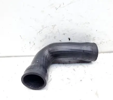 Audi A4 S4 B5 8D Intercooler hose/pipe 8D0145745A
