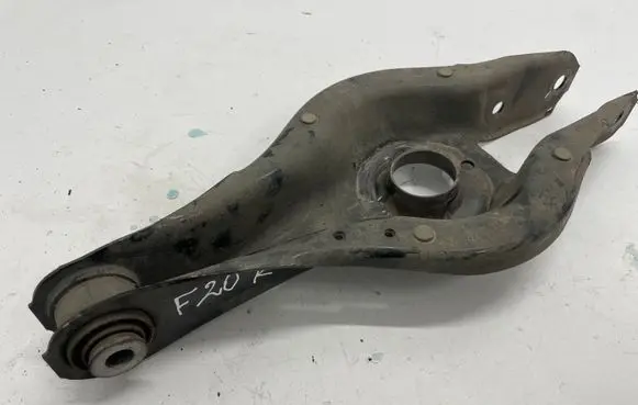 BMW 1 F20 F21 Rear upper control arm/wishbone 6867540