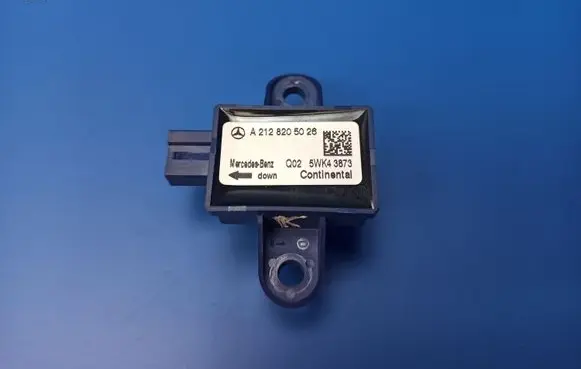 Mercedes-Benz E W212 Airbag deployment crash/impact sensor A2128205026 5WK43873