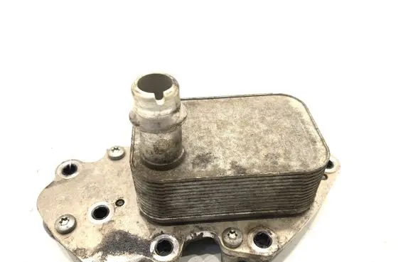 Opel Zafira C Engine oil radiator 