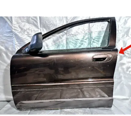 Volvo XC70 Front door