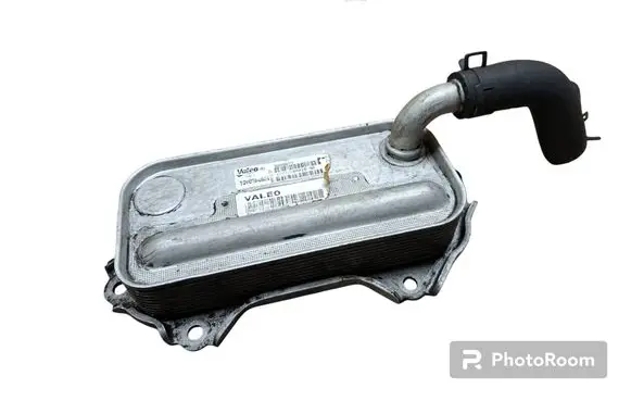 Toyota RAV 4 (XA30) Oil filter mounting bracket 157100R01000 988967T