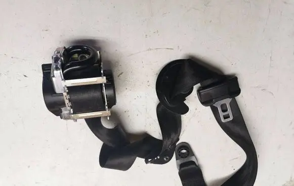 Land Rover Range Rover Sport L494 Front seatbelt cpla611b08 621635400 010R0000