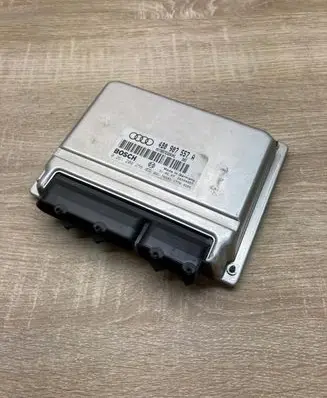 Audi A6 S6 C5 4B Engine control unit/module ECU 4B0907557A 0261204256