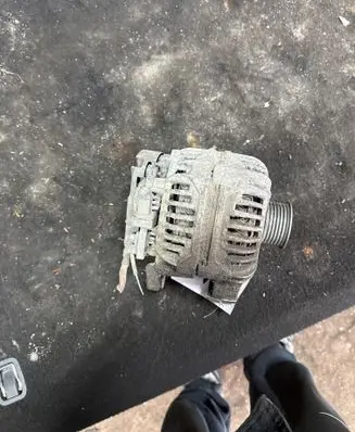 Volvo S60 Generator/alternator 0124525030