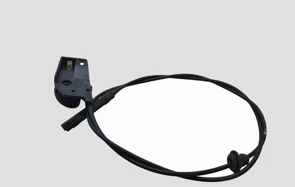 Skoda Octavia Mk2 (1Z) Engine bonnet (hood) release handle 1J1823633
