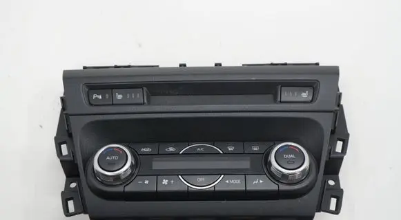 Mazda 3 III Climate control unit BHT161190BACR BHT161190B