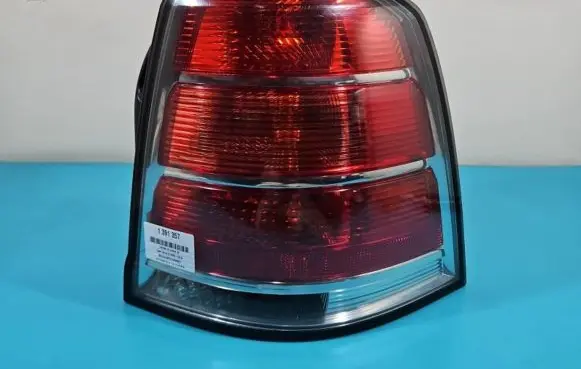 Opel Zafira B Rear/tail lights 13252448 IMPRK1391357