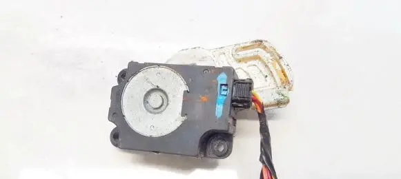 Renault Koleos I Air flap motor/actuator 5037521170 503752-1170
